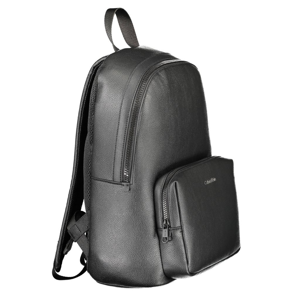 CALVIN KLEIN - Sac à dos pour homme en noir : l'élégance minimaliste au quotidien.