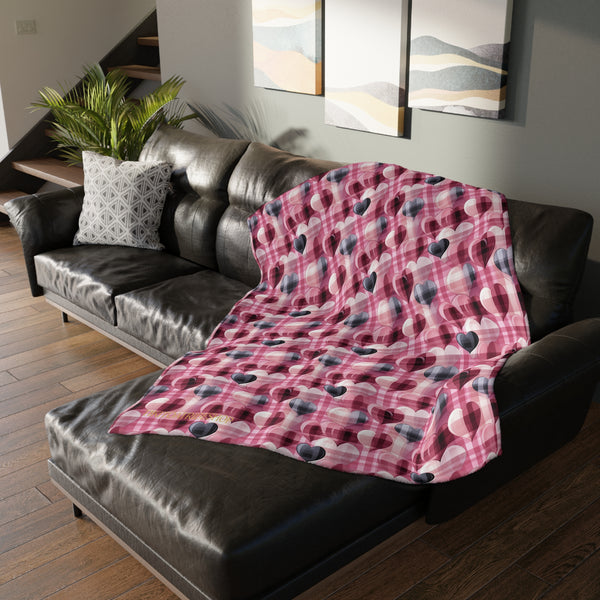 I can't, I have a blanket! - Hearts and Cocooning