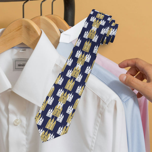 Elegant & Distinguished Temple Tie