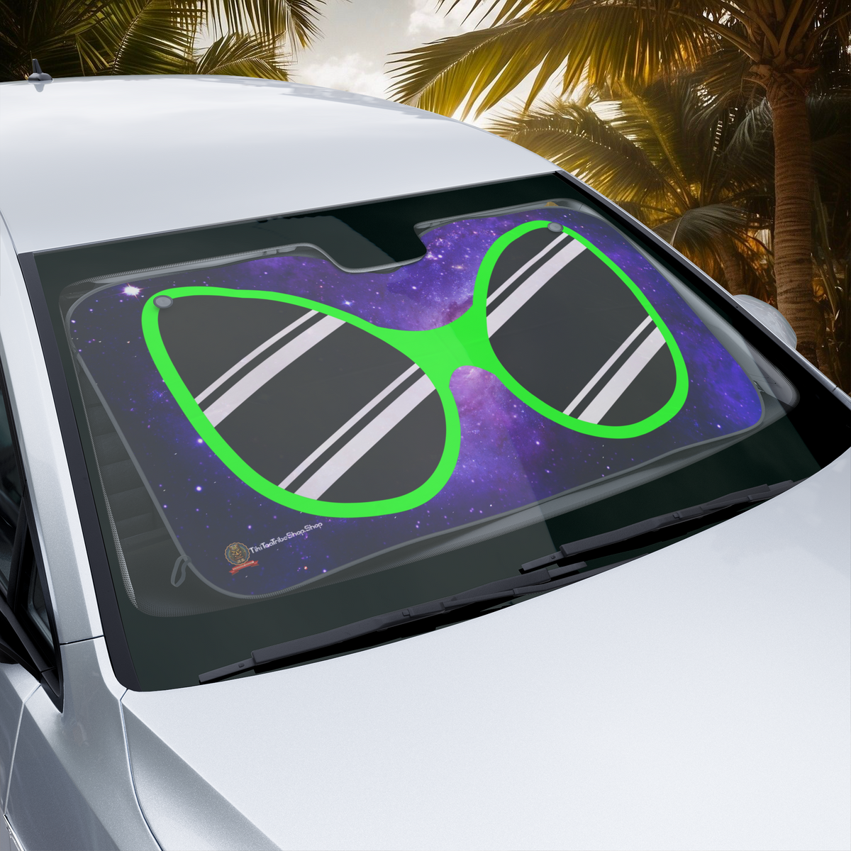 "UFO GLASSES": THE COSMIC STYLE THAT'S CAUSING A SENSATION