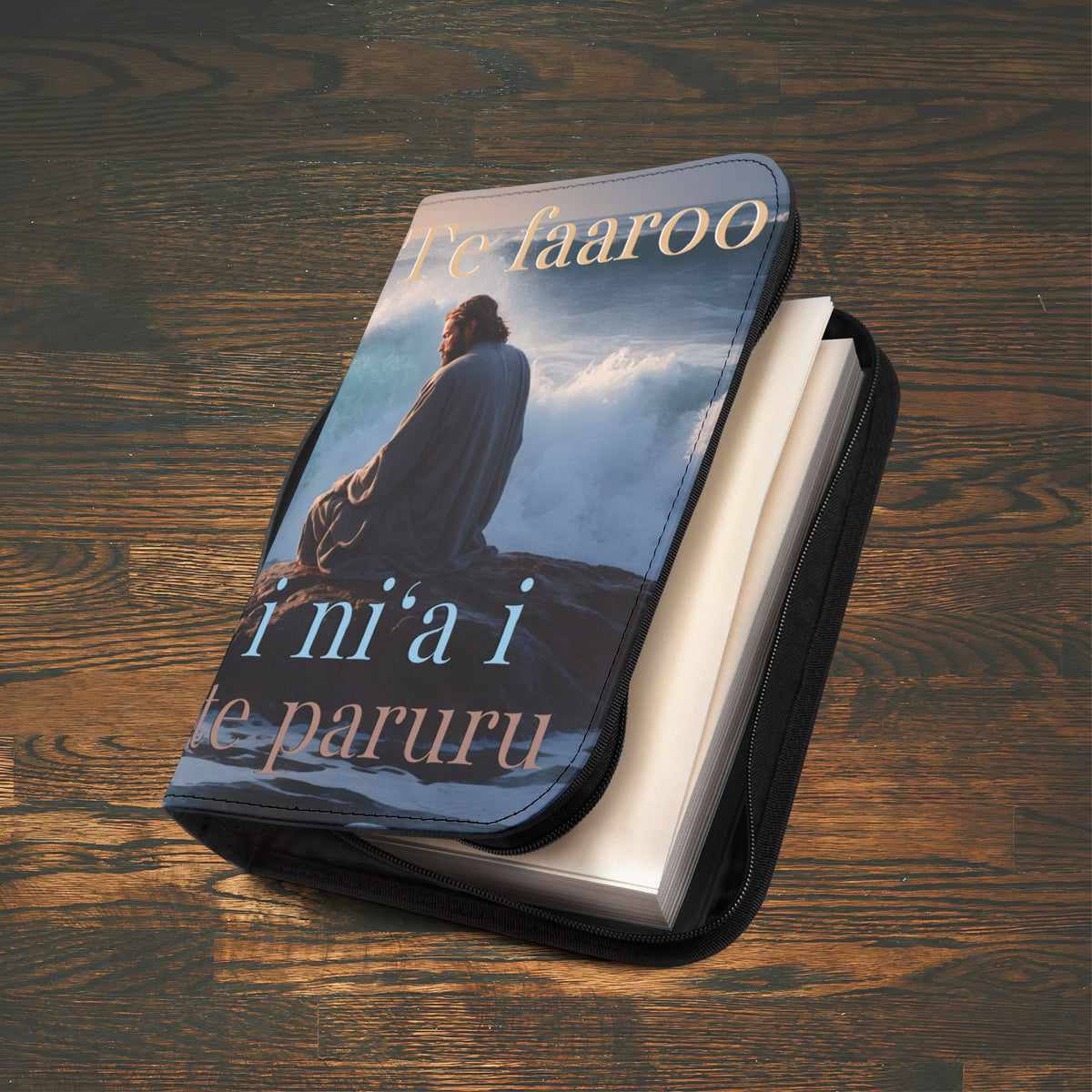 🇵🇫  Couverture Élégante : "Te faaroo i ni‘a i te paruru"