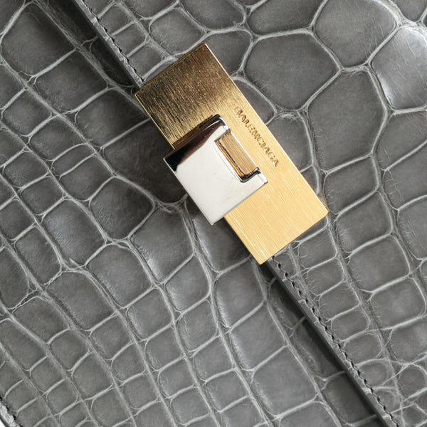 BALENCIAGA Pochette Le Dix en Cuir Exotique Gris - Élégance Sophistiquée