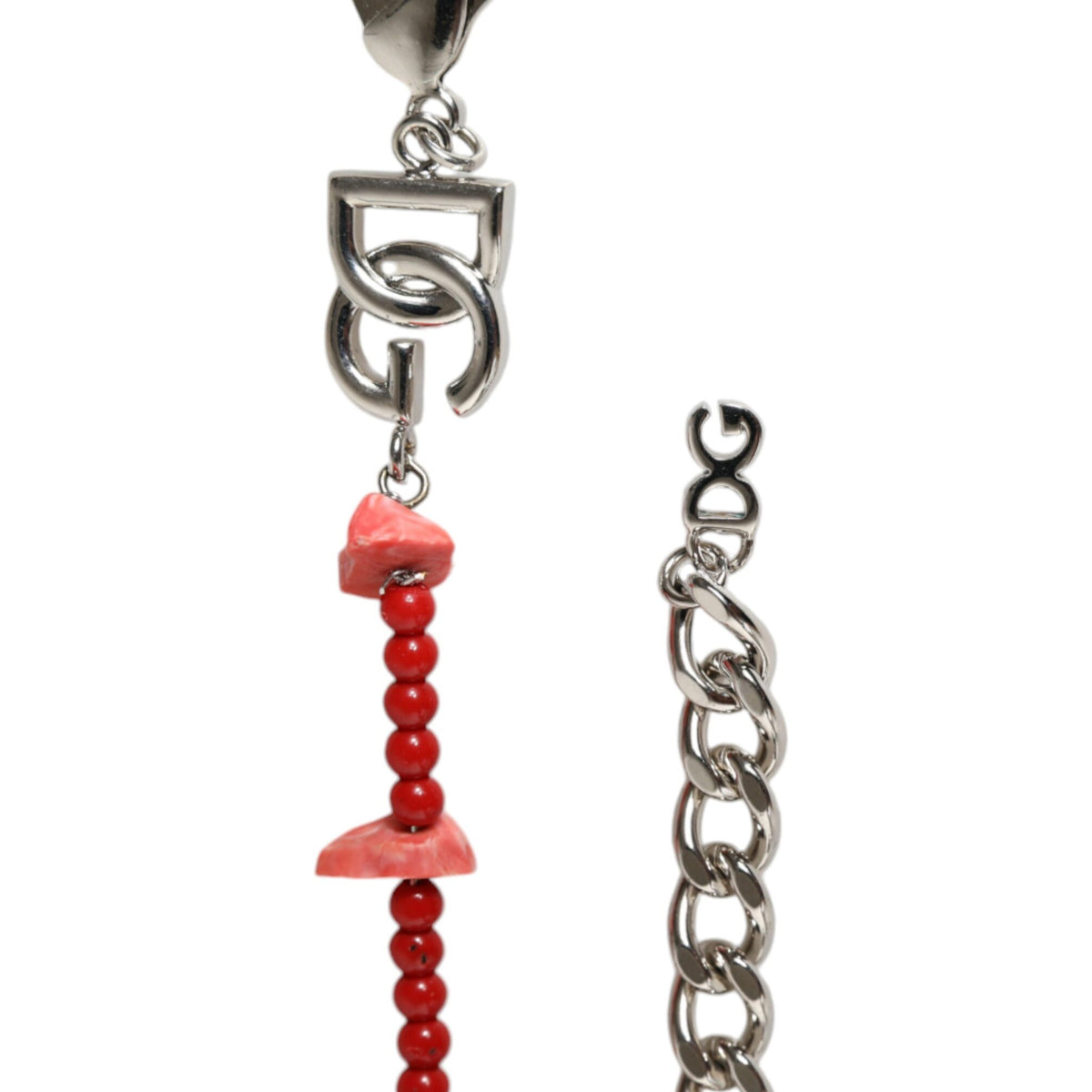 DOLCE & GABBANA : Bracelet Chaîne Argentée avec Perles Rouges et Logos DG