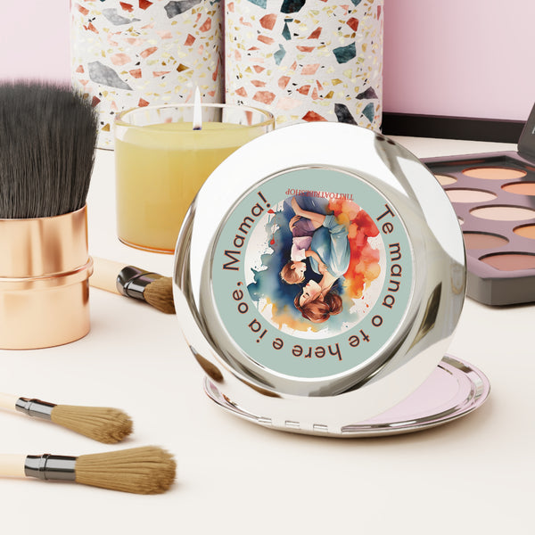 🇵🇫 Pocket Mirror - “Te mana o te here e ia oe, Mama!”