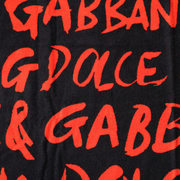 DOLCE & GABBANA Serviette de Plage Unisexe Noire et Rouge - "Déclaration Audacieuse"