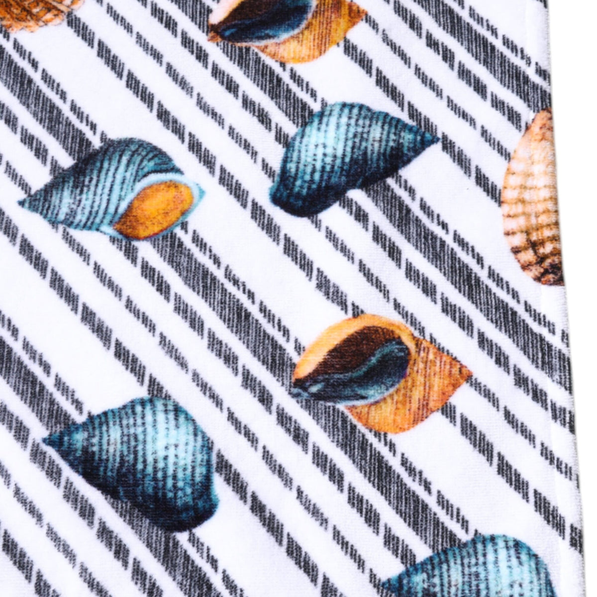 DOLCE & GABBANA Serviette de Plage Unisexe Multicolore Rayures et Coquillages - "Évasion Méditerranéenne"