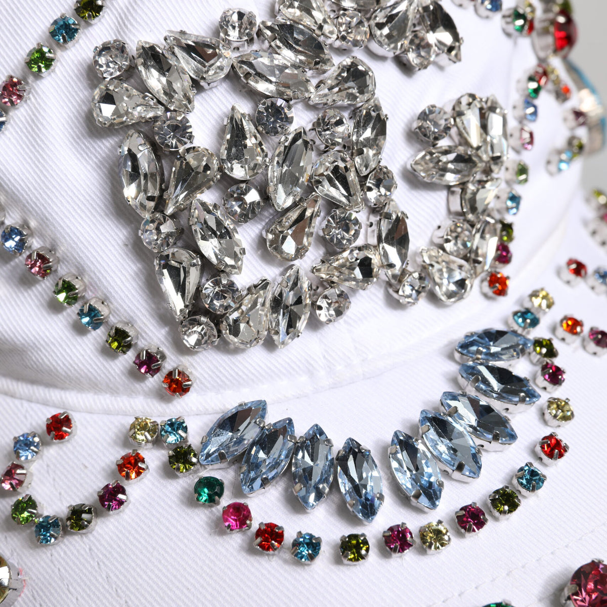 DOLCE &amp; GABBANA: White Baseball Cap Decorated with Multicolored Crystals - Cotton &amp; Elastane - Made in Italy