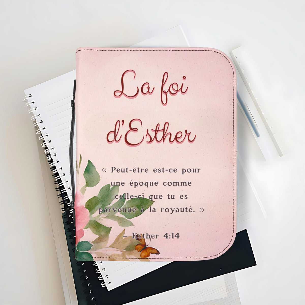🇫🇷  Couverture Élégante : "La Foi d'Ester "