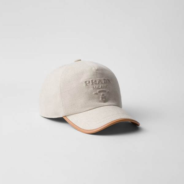 PRADA : Casquette Baseball en Lin Mélangé avec Logo en Relief – Beige & Finitions Cuir – Made in Italy