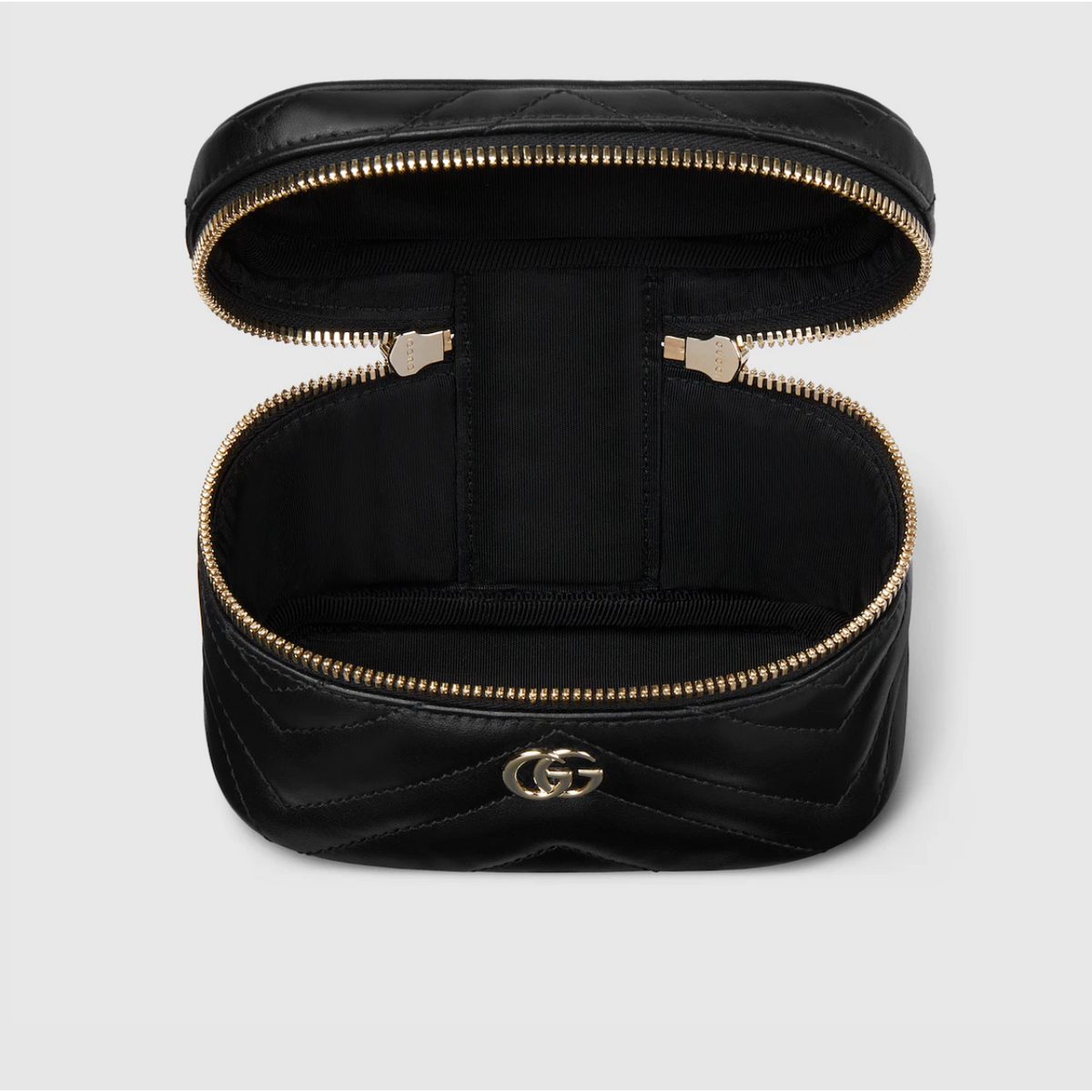 GUCCI GG Marmont Beauty Case Nano - Le Compagnon de Luxe Idéal