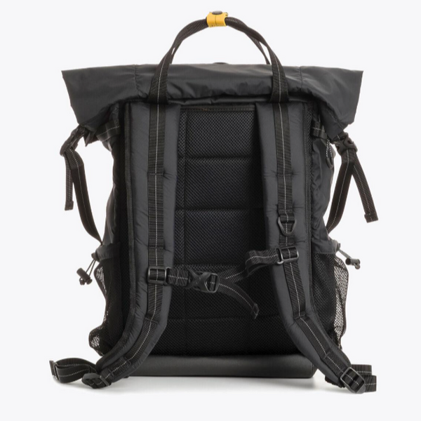 PARAJUMPERS - Hari Backpack : Le Compagnon Idéal pour la Ville et la Nature.